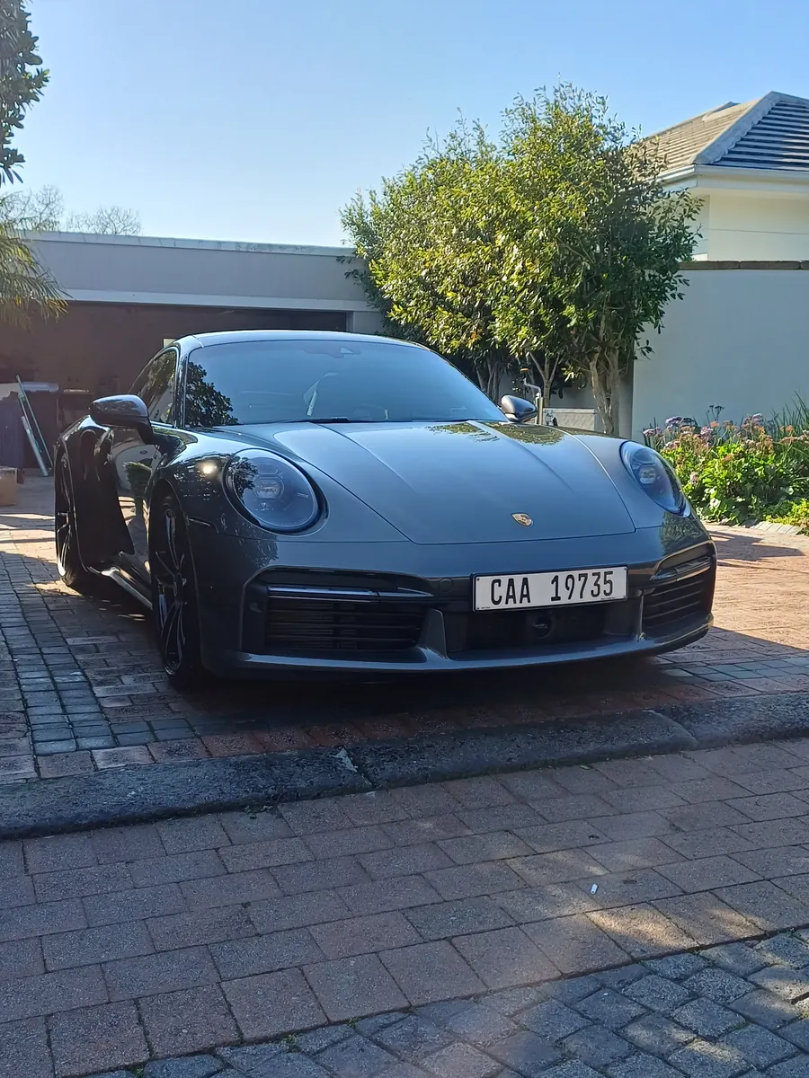 Porsche 911 Turbo after a full detail